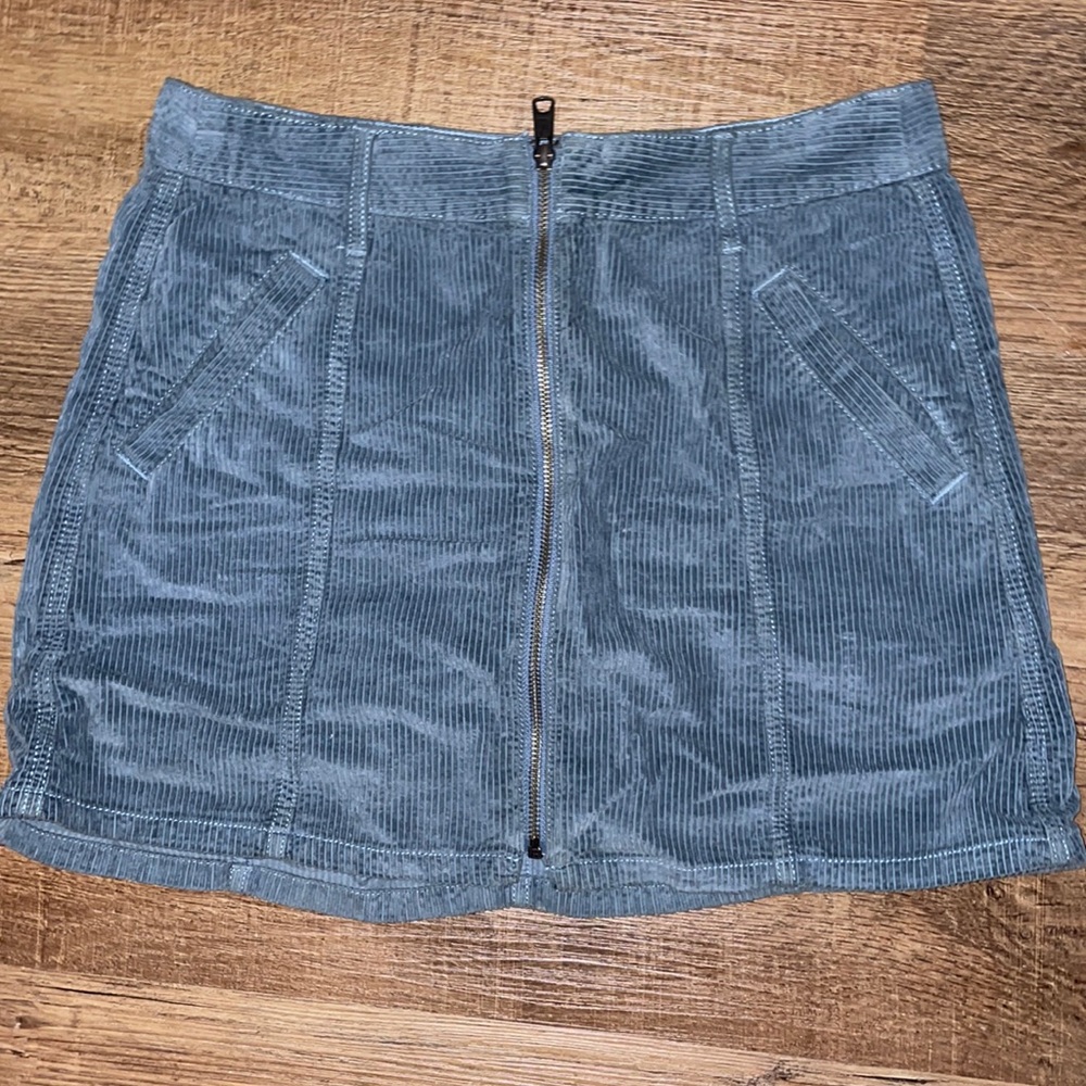 American eagle skirt
